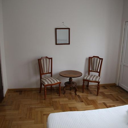 Merabi Guest House Makhinjauri Buitenkant foto
