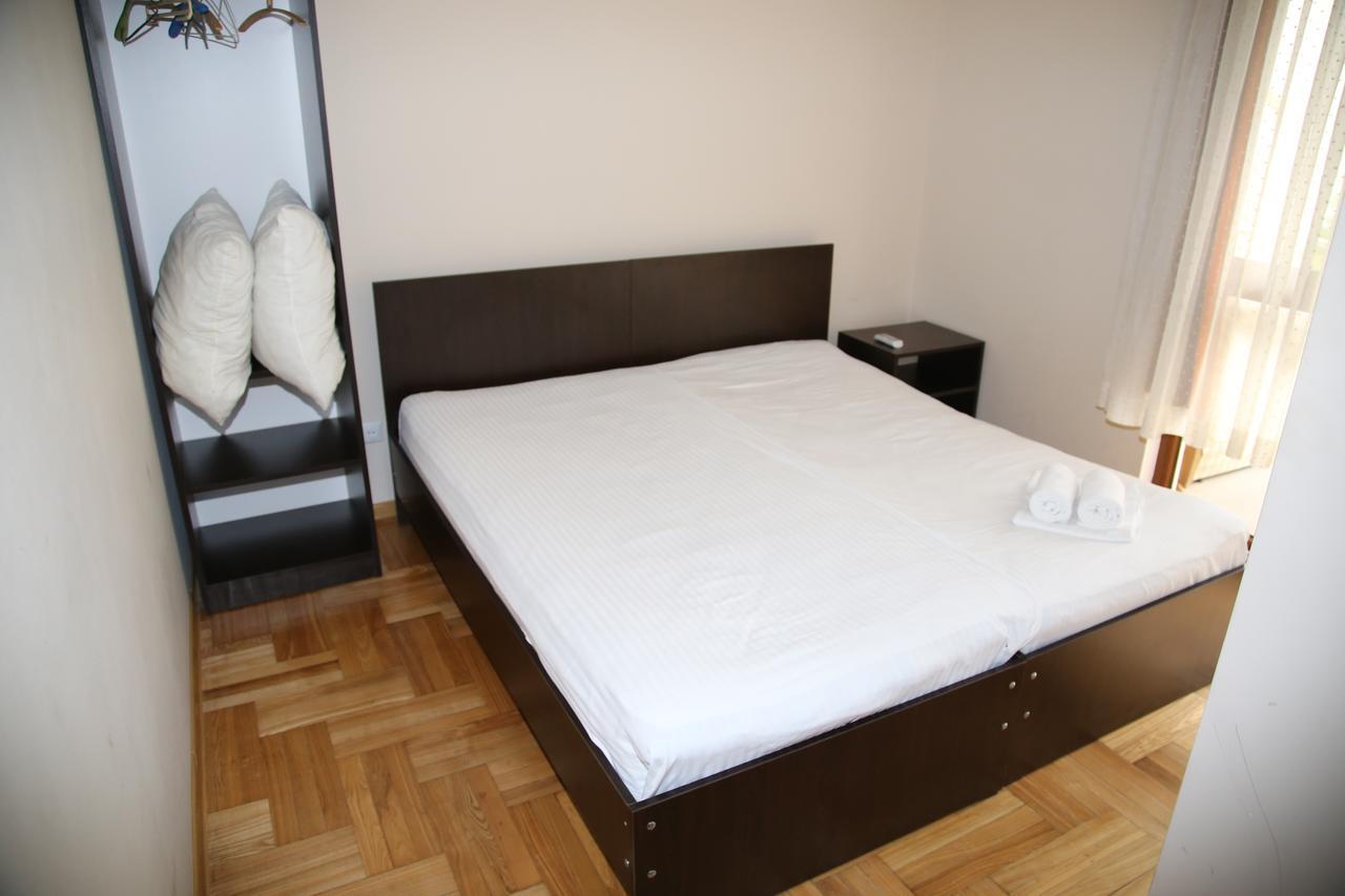 Merabi Guest House Makhinjauri Buitenkant foto