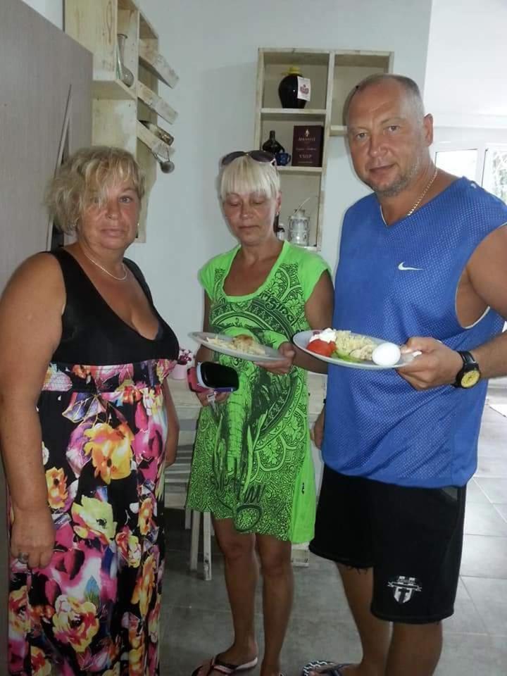 Merabi Guest House Makhinjauri Buitenkant foto